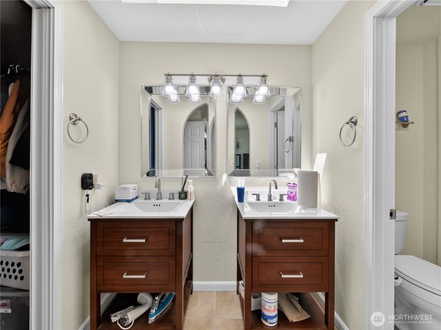 32332 19th Court SW, Federal Way, WA 98023