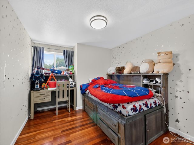 32332 19th Court SW, Federal Way, WA 98023