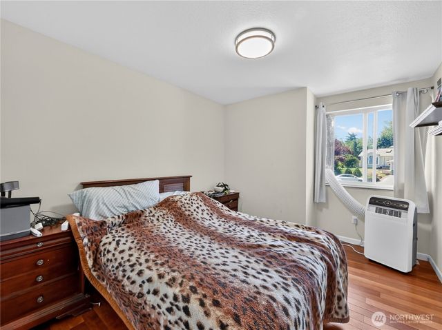 32332 19th Court SW, Federal Way, WA 98023