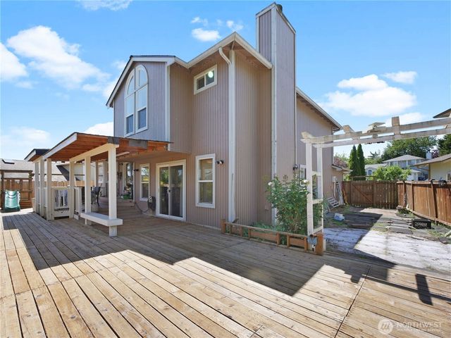32332 19th Court SW, Federal Way, WA 98023