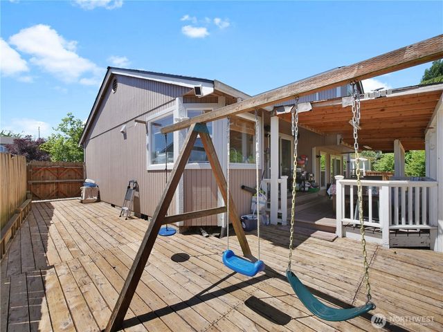 32332 19th Court SW, Federal Way, WA 98023