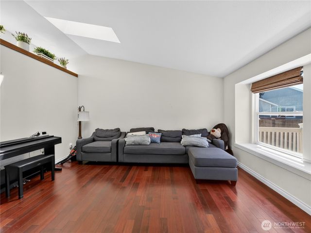 32332 19th Court SW, Federal Way, WA 98023