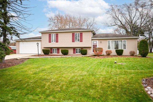 1N307 RICHARD Avenue, Wheaton, IL 60188