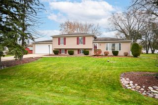 1N307 RICHARD Avenue, Wheaton, IL 60188