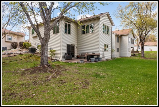 11609 88th Place N, Maple Grove, MN 55369
