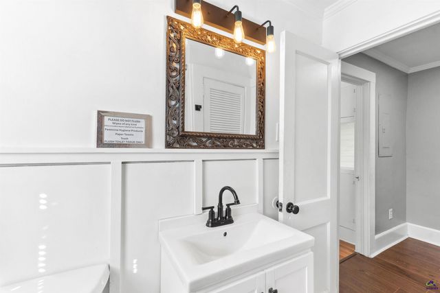 403 Chamlee Dr, Fort Valley, GA 31030