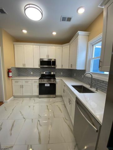 71 Coolidge St, Irvington Twp., NJ 07111