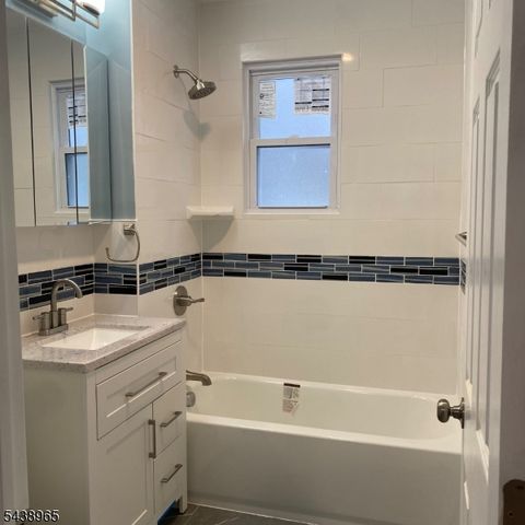 71 Coolidge St, Irvington Twp., NJ 07111