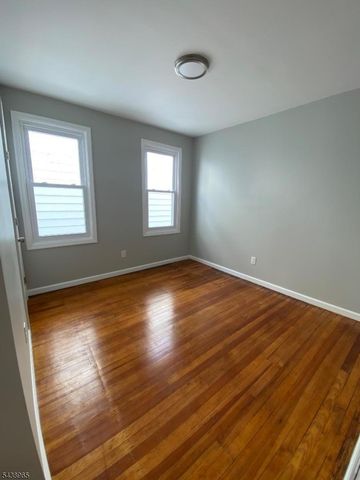 71 Coolidge St, Irvington Twp., NJ 07111