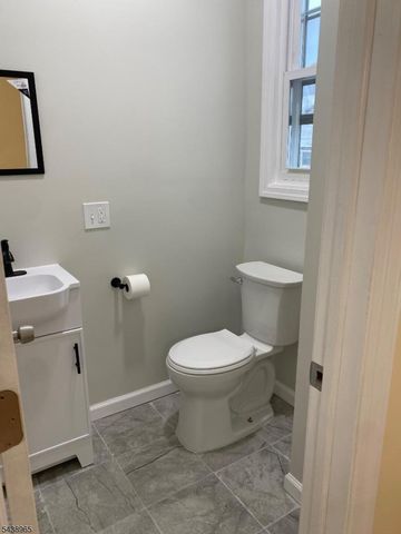 71 Coolidge St, Irvington Twp., NJ 07111