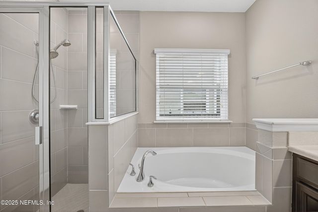 2691 ALEXIA Circle, Jacksonville, FL 32246