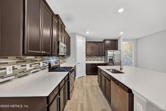 2691 ALEXIA Circle, Jacksonville, FL 32246