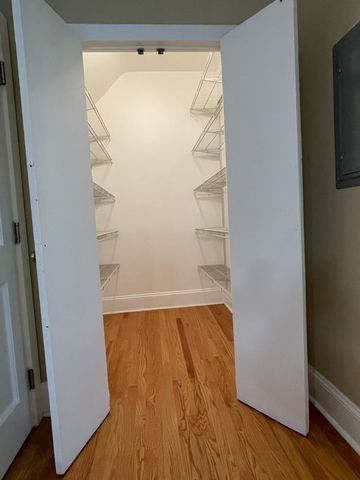 1838 Ashland Avenue 1F, Evanston, IL 60201