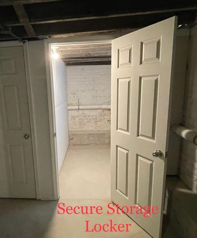 1838 Ashland Avenue 1F, Evanston, IL 60201