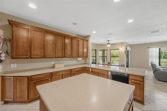 9313 LISBON STREET, Seffner, FL 33584