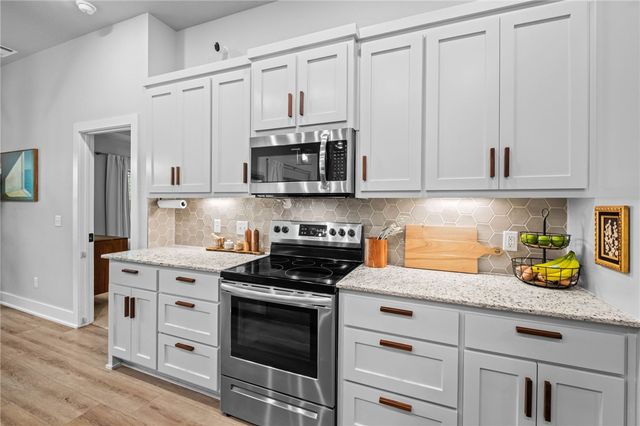 2 Stanhope Lane, Bella Vista, AR 72715