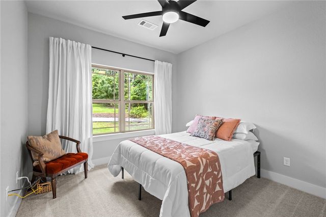 2 Stanhope Lane, Bella Vista, AR 72715