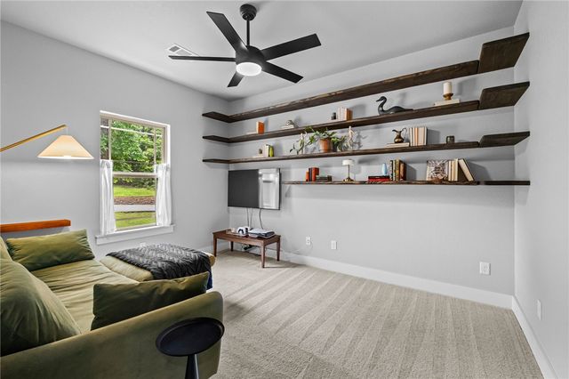 2 Stanhope Lane, Bella Vista, AR 72715