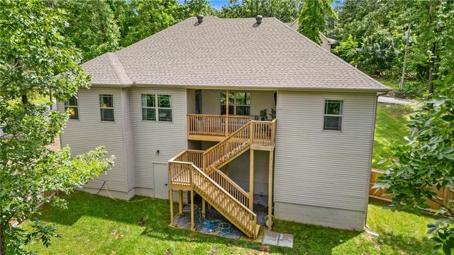 2 Stanhope Lane, Bella Vista, AR 72715