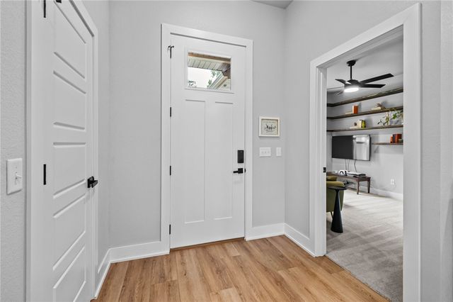 2 Stanhope Lane, Bella Vista, AR 72715