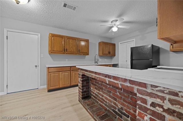 1905 28th Street, Van Buren, AR 72956