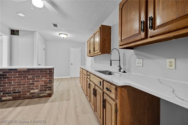 1905 28th Street, Van Buren, AR 72956