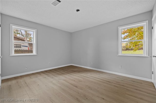 1905 28th Street, Van Buren, AR 72956