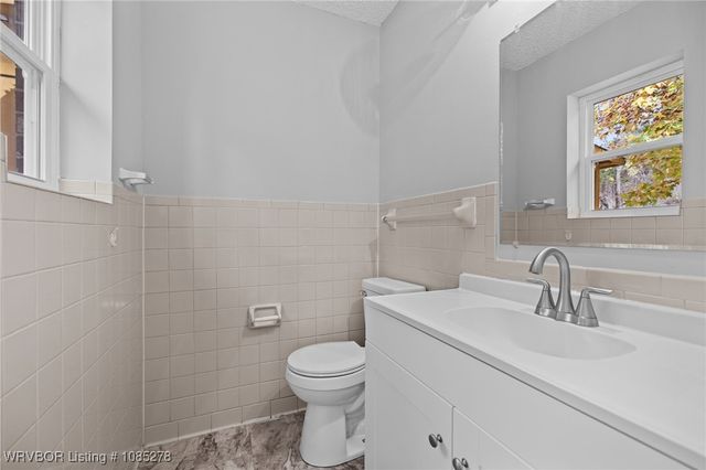 1905 28th Street, Van Buren, AR 72956