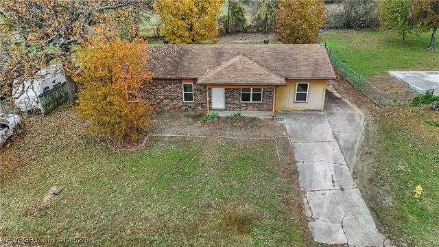 1905 28th Street, Van Buren, AR 72956