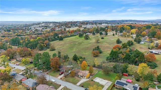 1905 28th Street, Van Buren, AR 72956