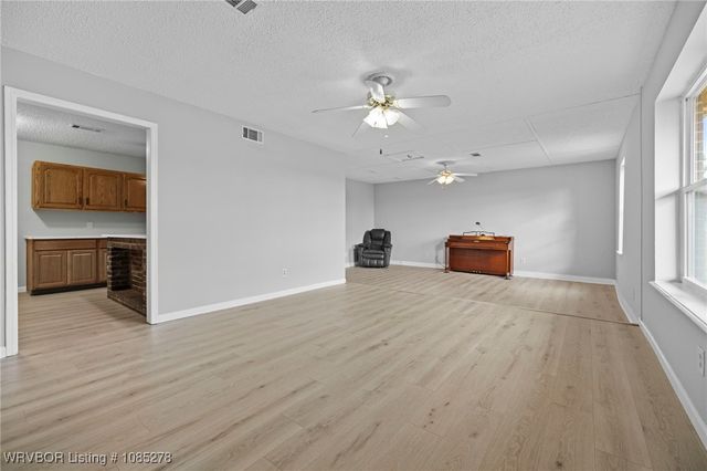 1905 28th Street, Van Buren, AR 72956