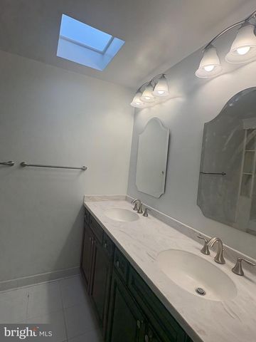 119 E PADONIA RD, Lutherville Timonium, MD 21093