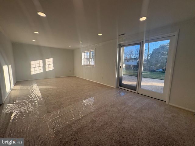 119 E PADONIA RD, Lutherville Timonium, MD 21093