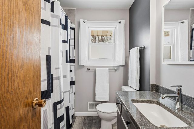 12921 James Avenue S, Burnsville, MN 55337