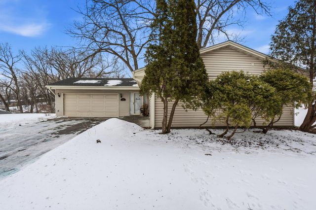 12921 James Avenue S, Burnsville, MN 55337