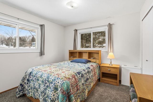 12921 James Avenue S, Burnsville, MN 55337