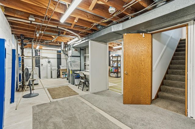 12921 James Avenue S, Burnsville, MN 55337