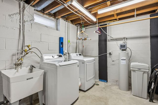 12921 James Avenue S, Burnsville, MN 55337