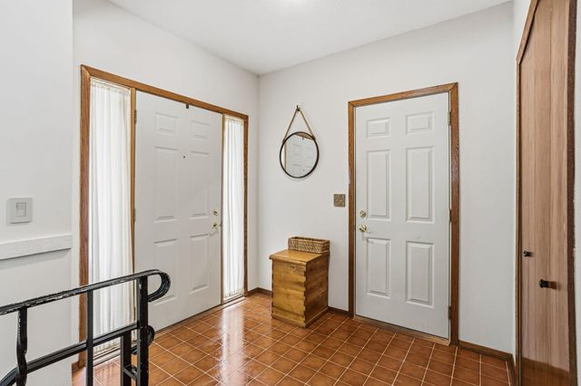 12921 James Avenue S, Burnsville, MN 55337