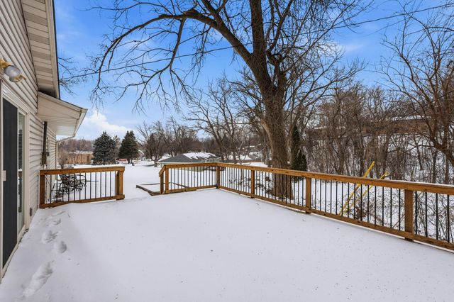 12921 James Avenue S, Burnsville, MN 55337