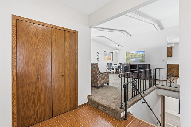 12921 James Avenue S, Burnsville, MN 55337