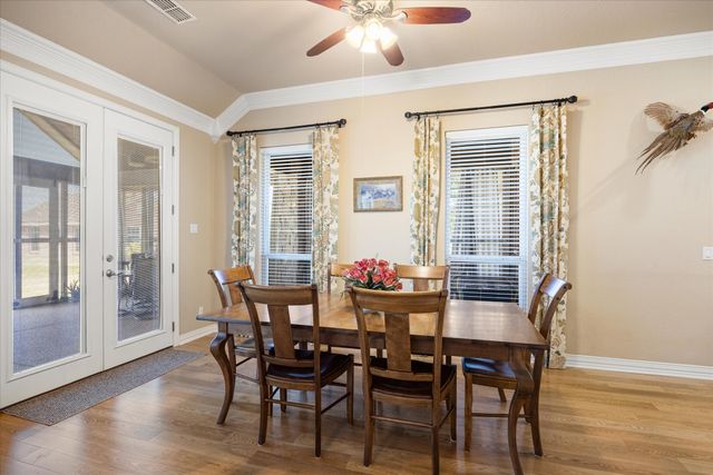 2101 W Emerald Bend Court, Granbury, TX 76049
