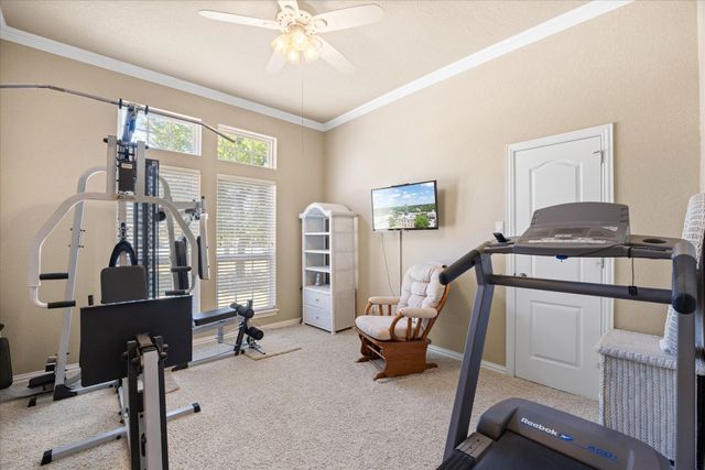 2101 W Emerald Bend Court, Granbury, TX 76049