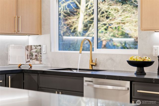 5310 144th Place SW, Edmonds, WA 98026