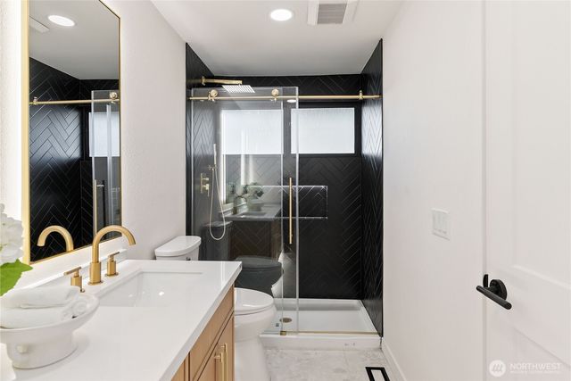 5310 144th Place SW, Edmonds, WA 98026