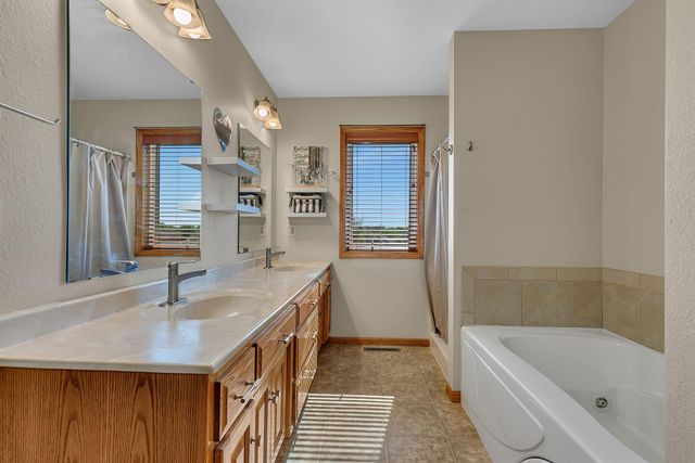 1757 Trentwood Drive, Sartell, MN 56377