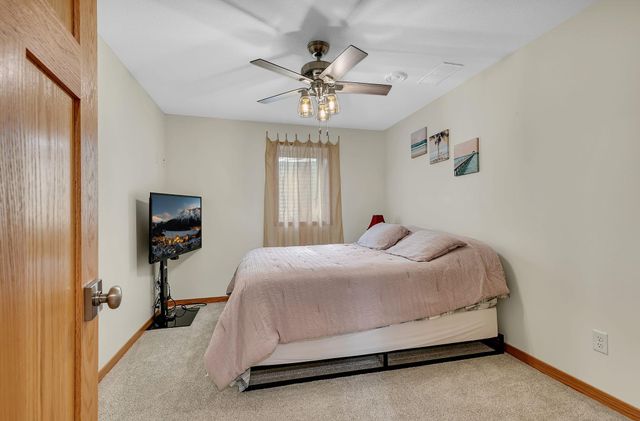 1757 Trentwood Drive, Sartell, MN 56377