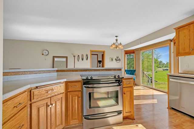1757 Trentwood Drive, Sartell, MN 56377