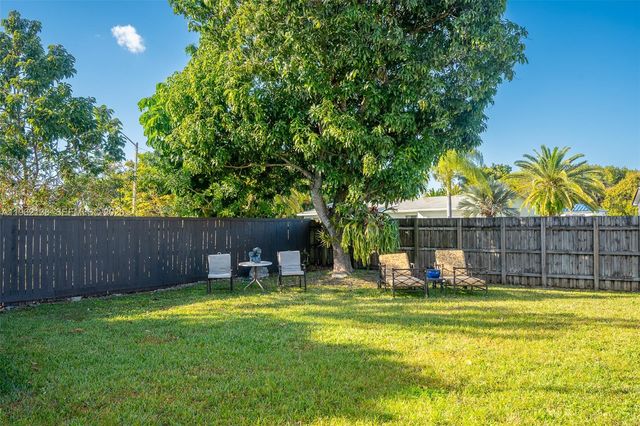 1760 NW 12th Ave, Homestead, FL 33030