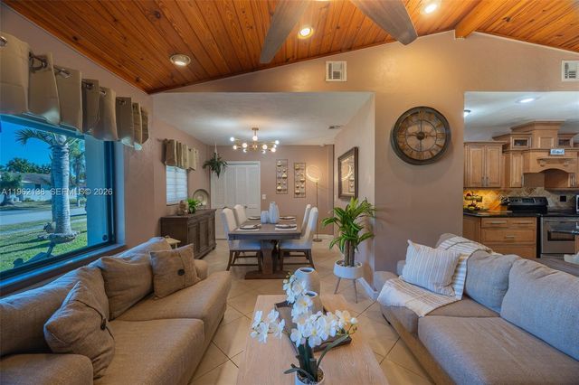 1760 NW 12th Ave, Homestead, FL 33030